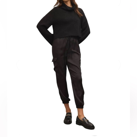 Z Supply - Women's Rory Cargo Jogger - Picture 2 of 9